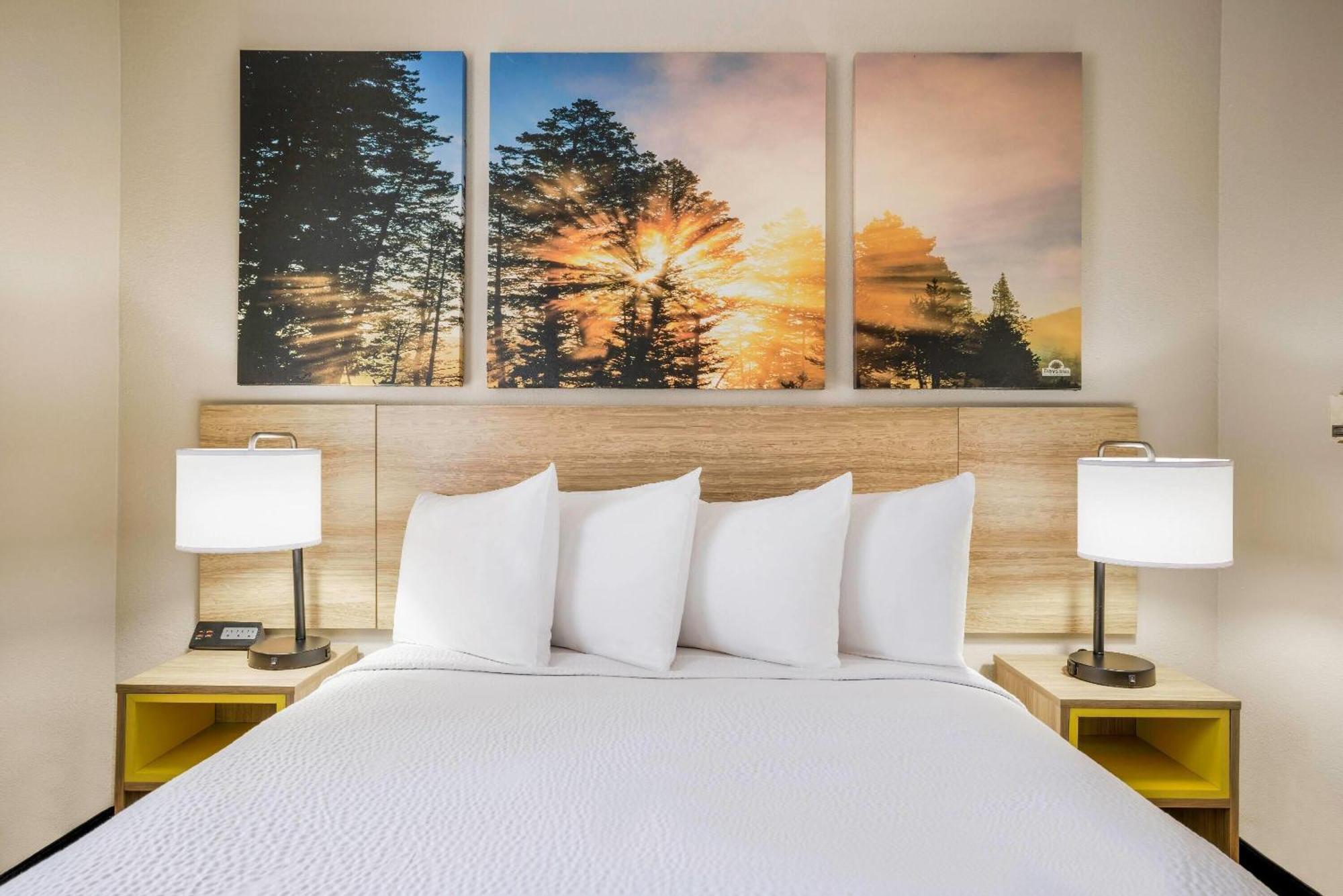 Two-Bedroom Suite  - Non-Smoking